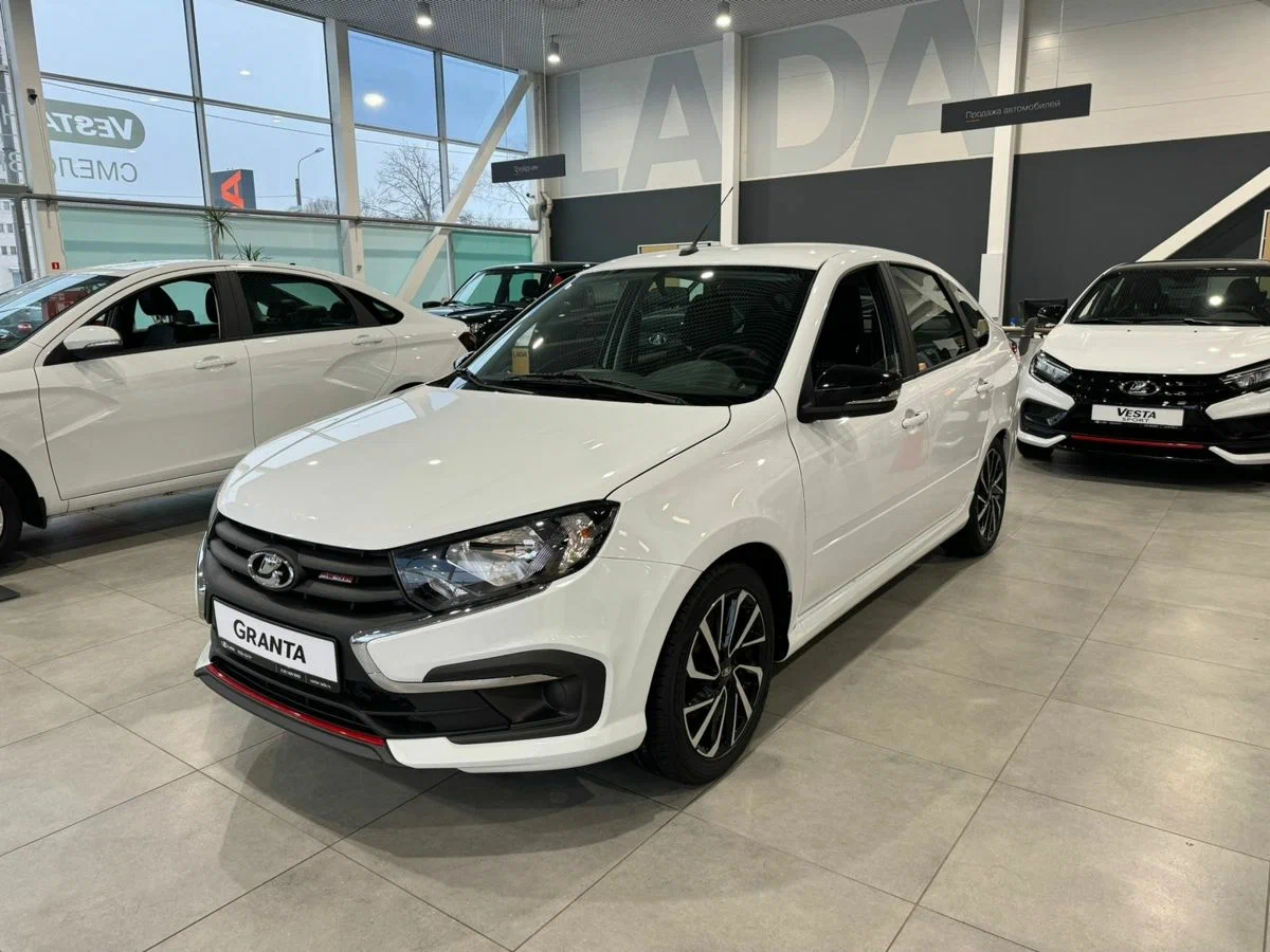 Lada Granta Sport Лифтбек - фото №2