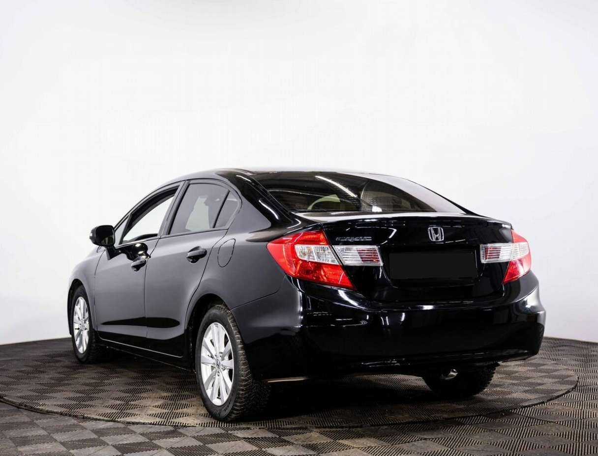 Honda Civic, 2012 - фото №4