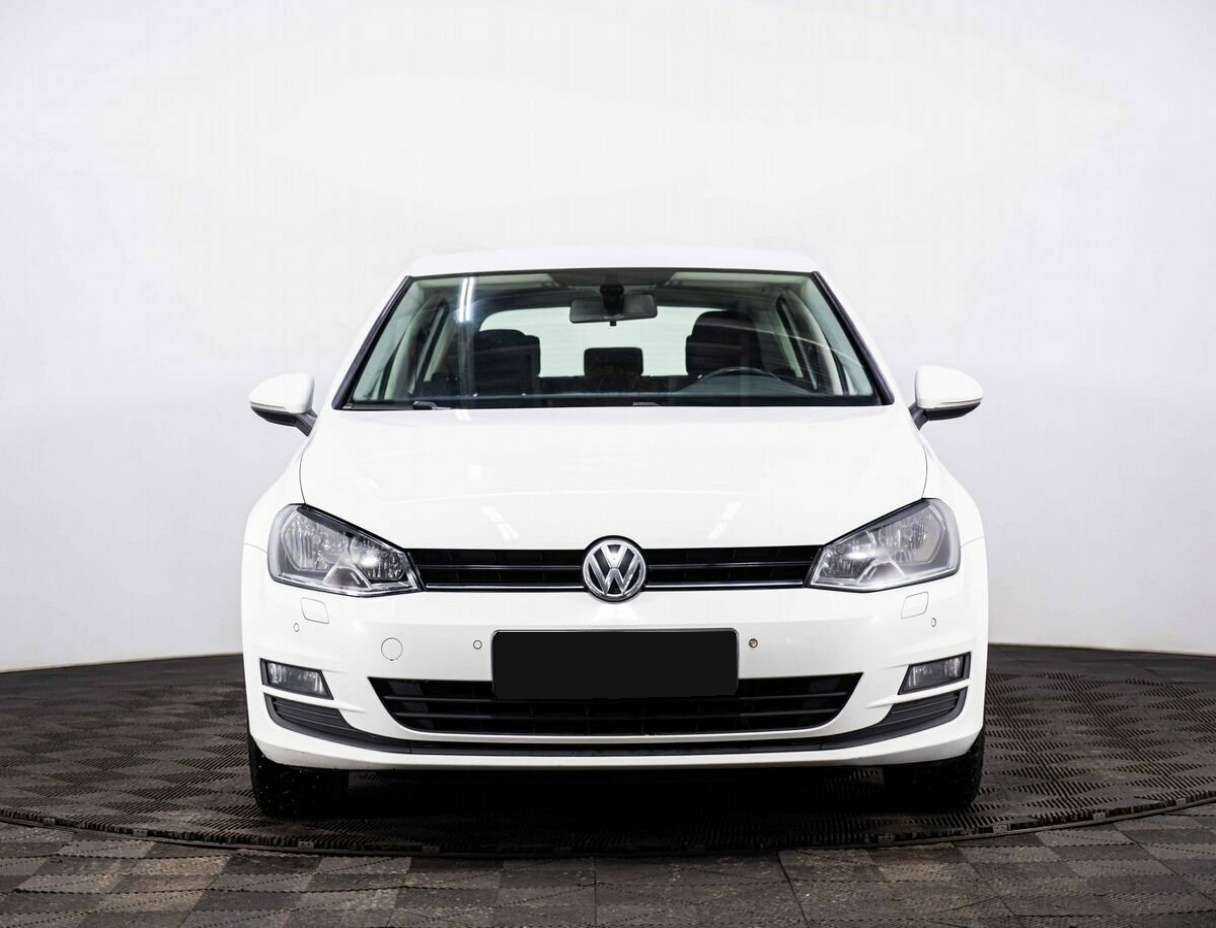 Volkswagen Golf, 2014 - фото №2