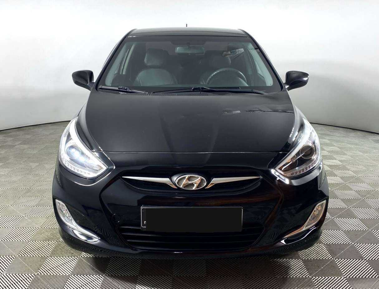 Hyundai Solaris, 2013 - фото №2