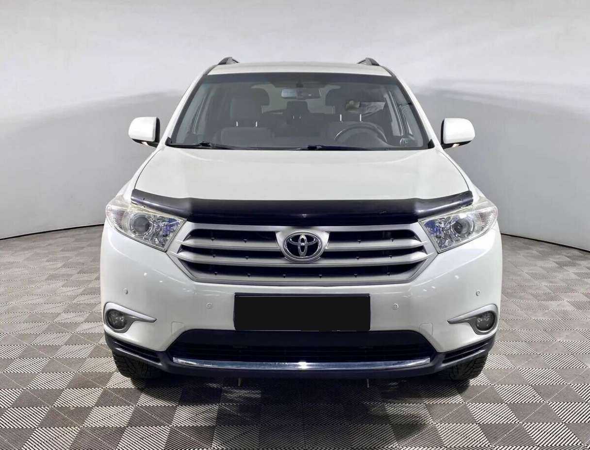 Toyota Highlander, 2012 - фото №2