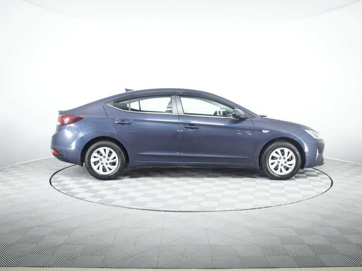 Hyundai Elantra, 2020 - фото №4
