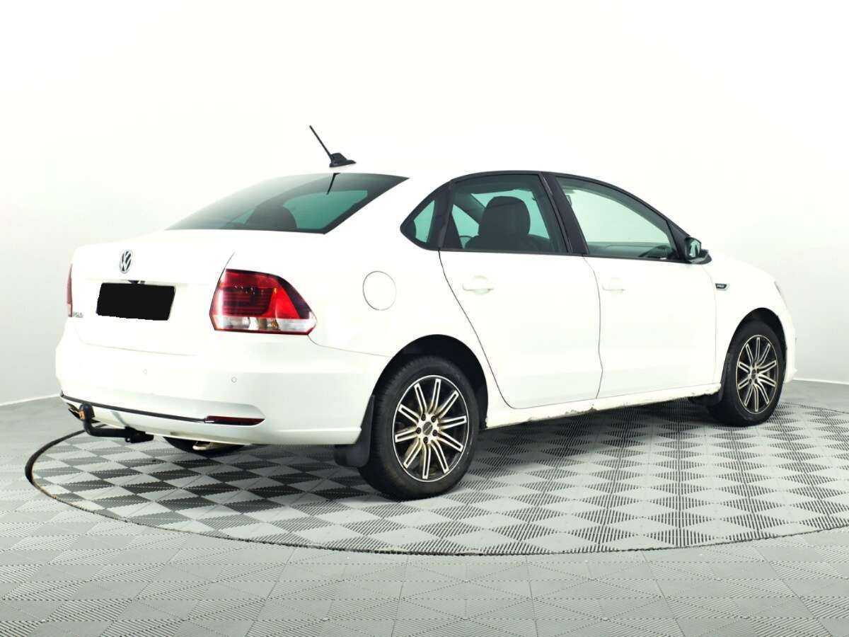 Volkswagen Polo, 2018 - фото №4