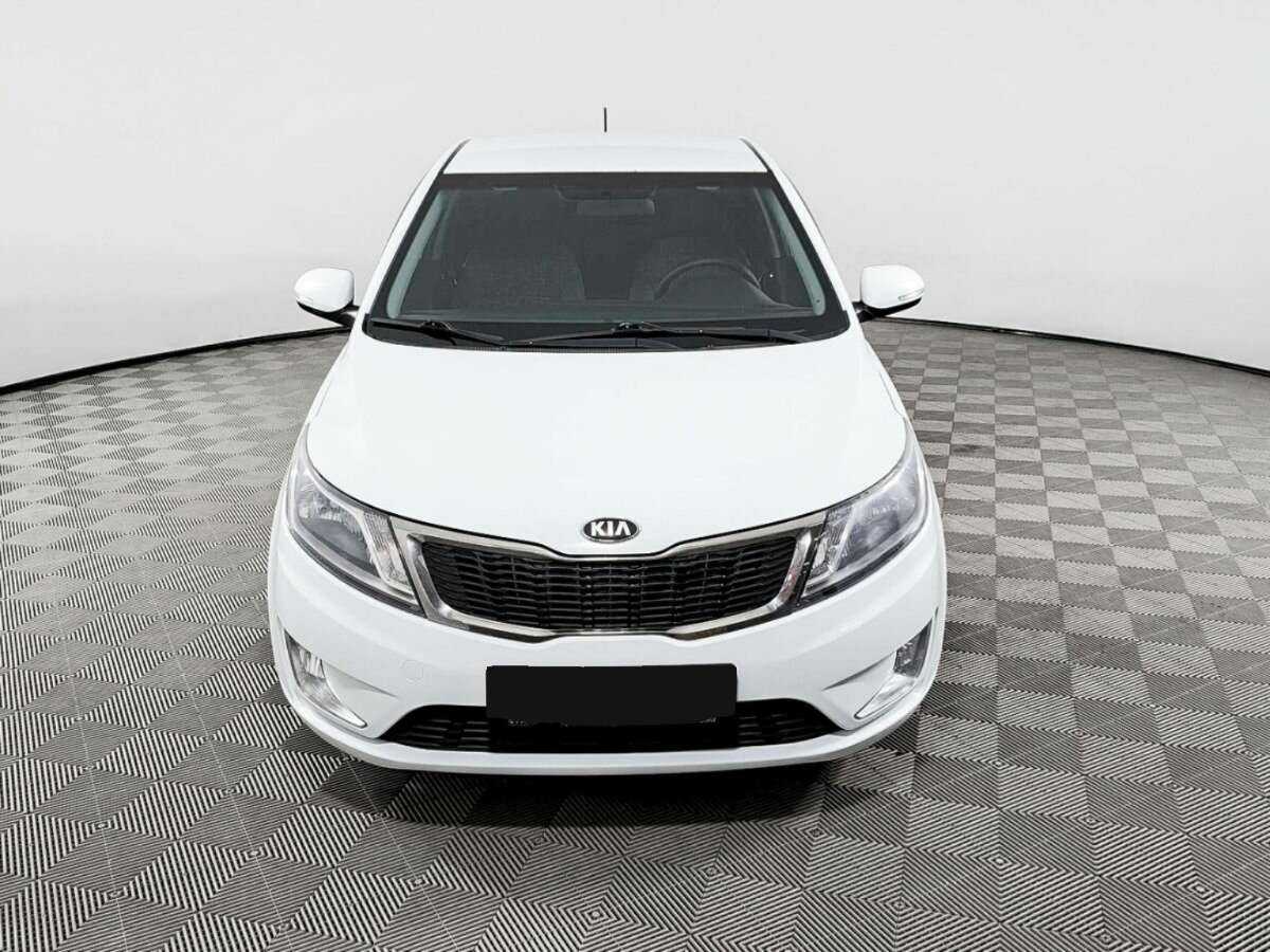 Kia Rio 5-speed, 2013 - фото №2