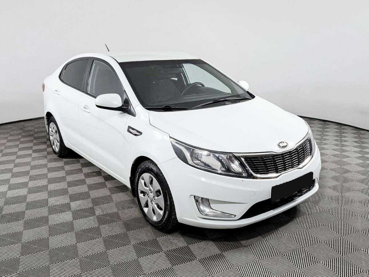 Kia Rio 5-speed, 2013 - фото №3