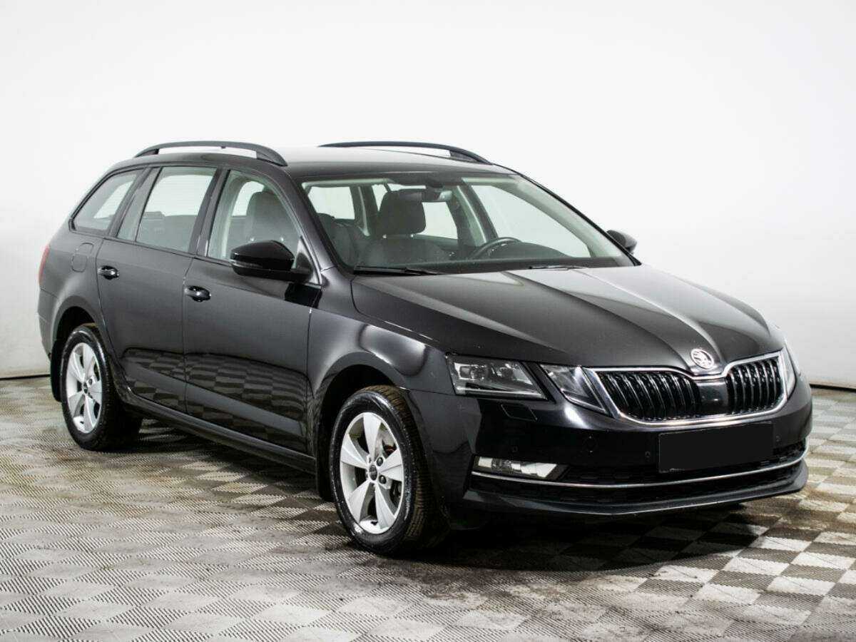 Skoda Octavia, 2018 - фото №3