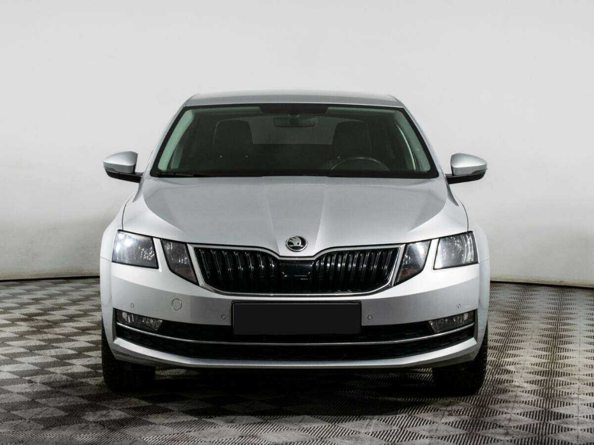 Skoda Octavia, 2018 - фото №2