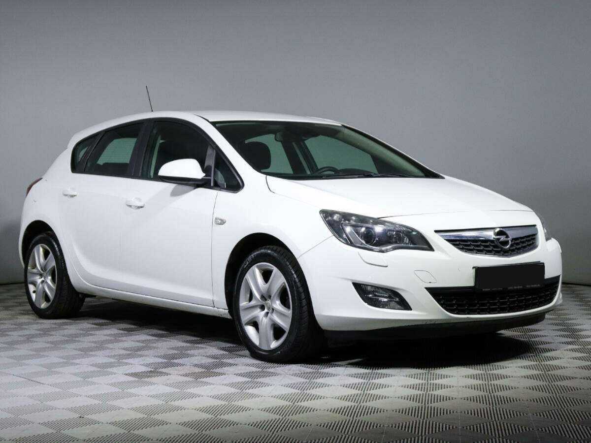 Opel Astra, 2012 - фото №3
