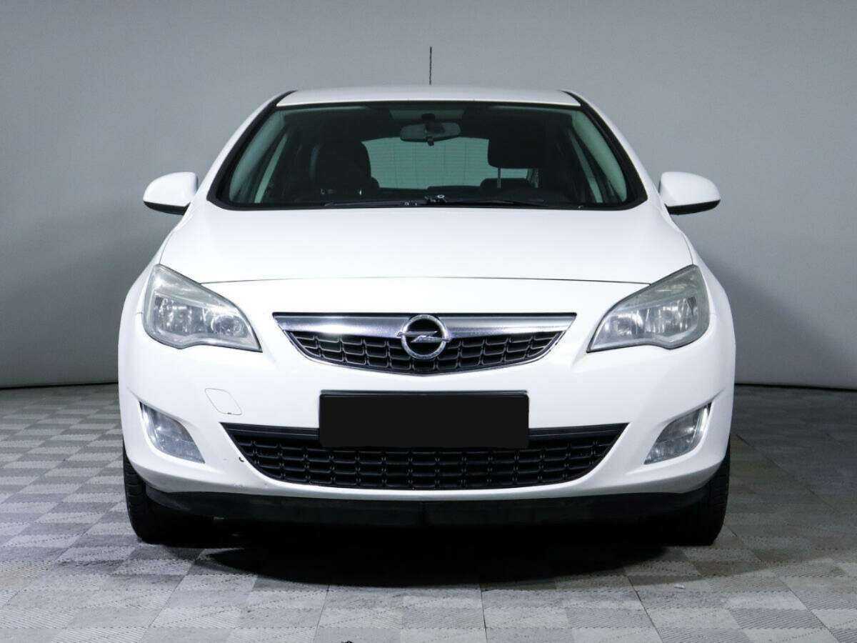 Opel Astra, 2012 - фото №2
