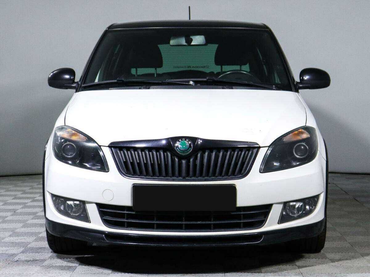 Skoda Fabia, 2012 - фото №2
