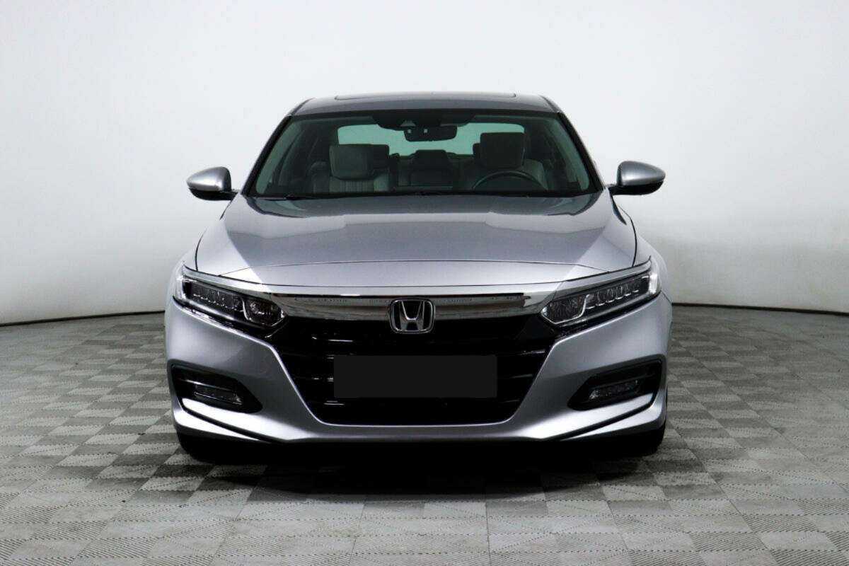 Honda Accord, 2018 - фото №2
