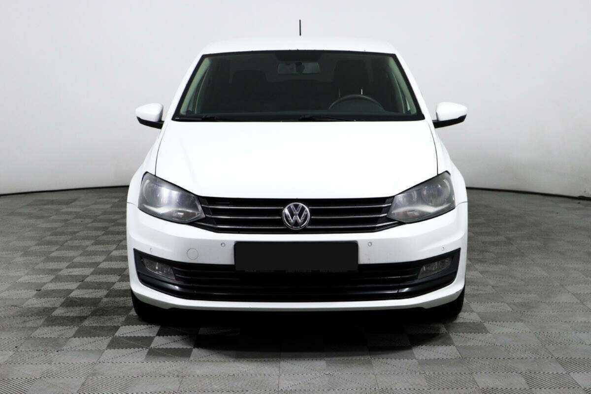 Volkswagen Polo, 2016 - фото №2