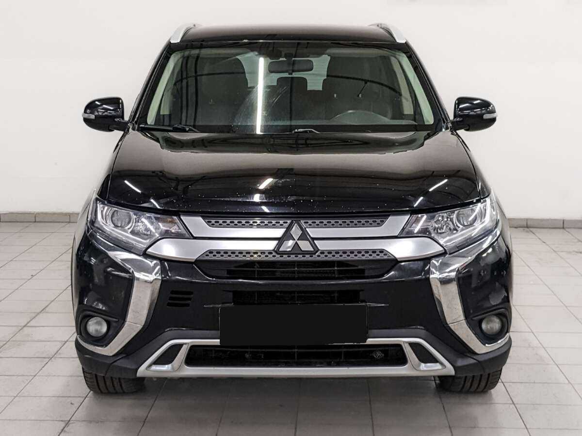 Mitsubishi Outlander, 2020 - фото №2