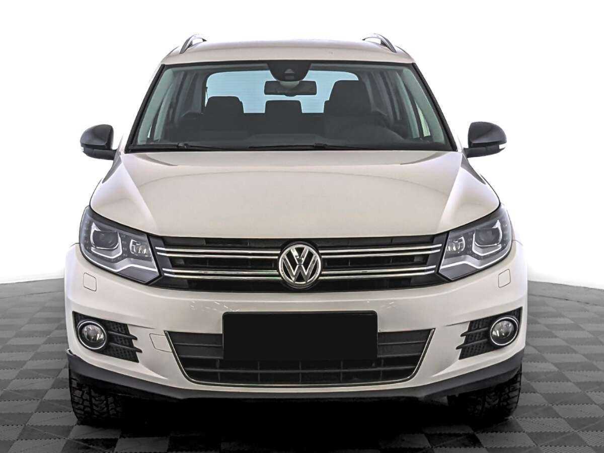 Volkswagen Tiguan, 2013 - фото №2