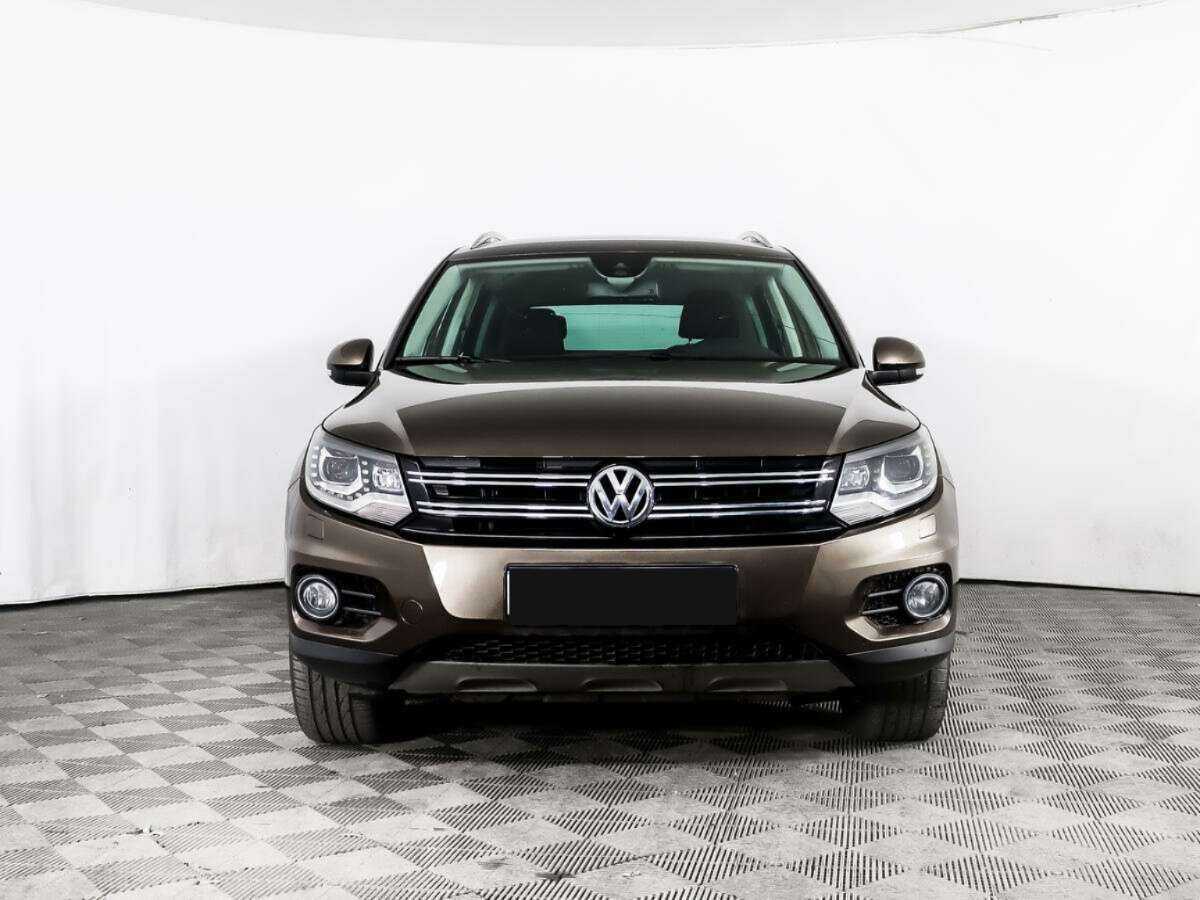 Volkswagen Tiguan, 2015 - фото №2