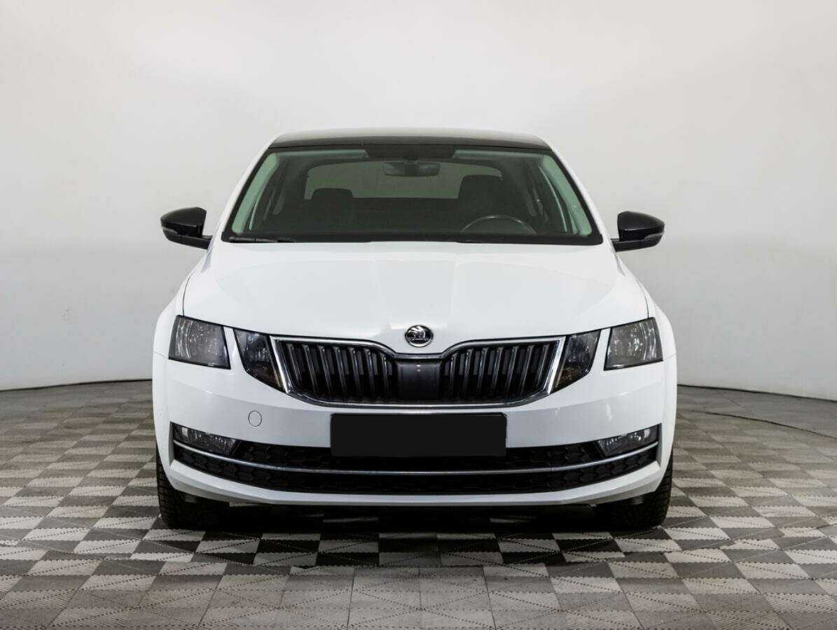 Skoda Octavia, 2018 - фото №2