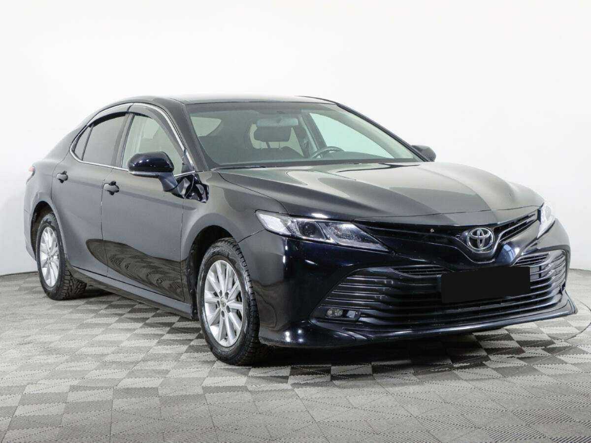 Toyota Camry, 2019 - фото №3