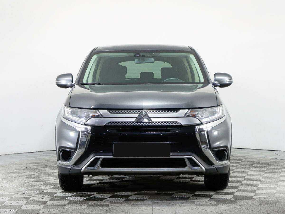 Mitsubishi Outlander, 2019 - фото №2