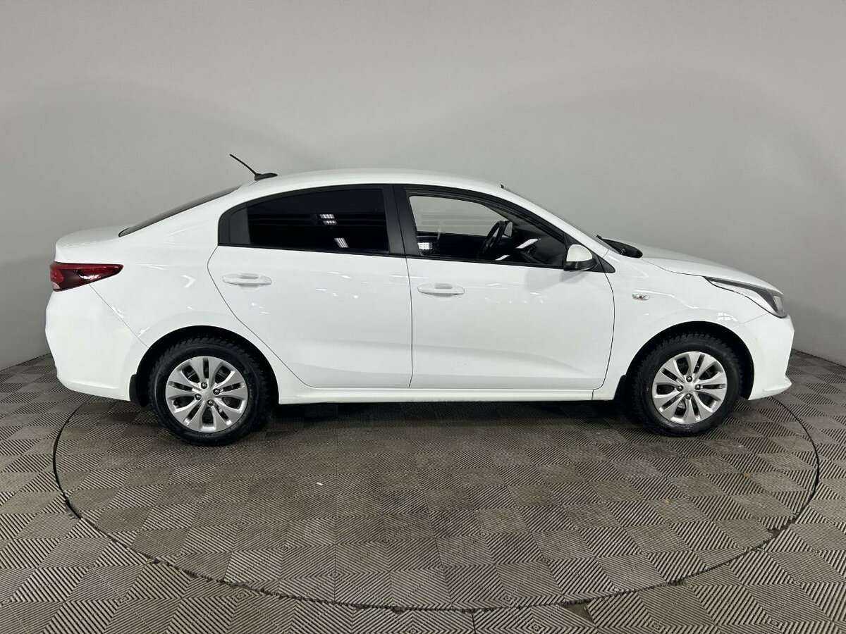 Kia Rio, 2018 - фото №4