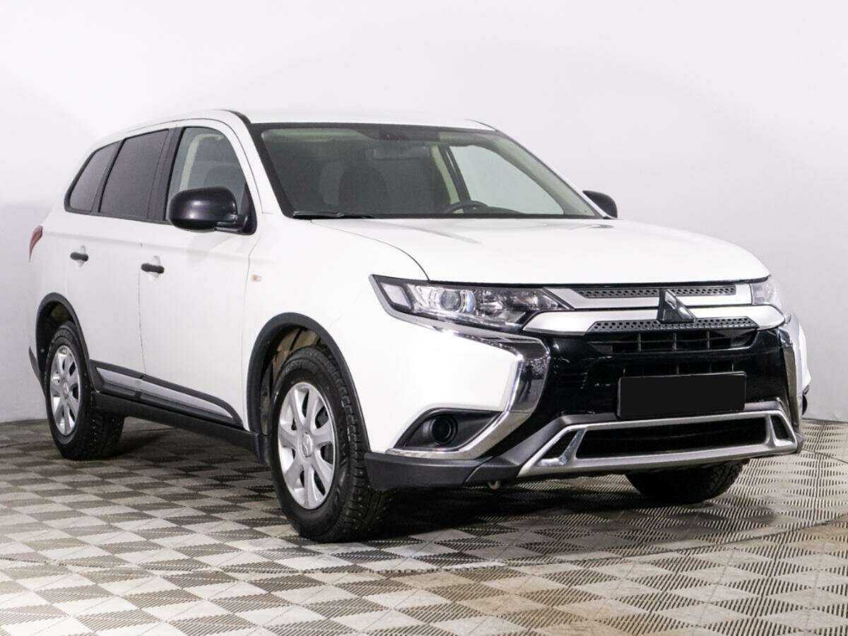 Mitsubishi Outlander, 2019 - фото №3
