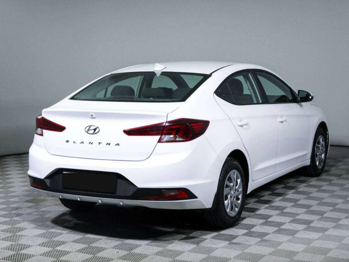 Hyundai Elantra, 2020 - фото №4