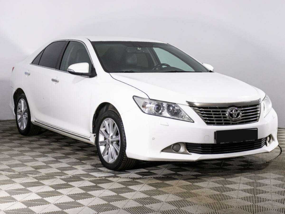 Toyota Camry, 2012 - фото №3