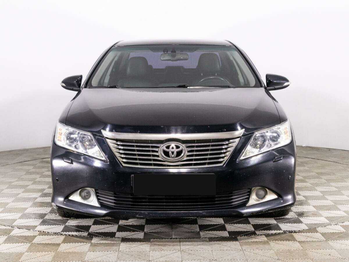 Toyota Camry, 2013 - фото №2