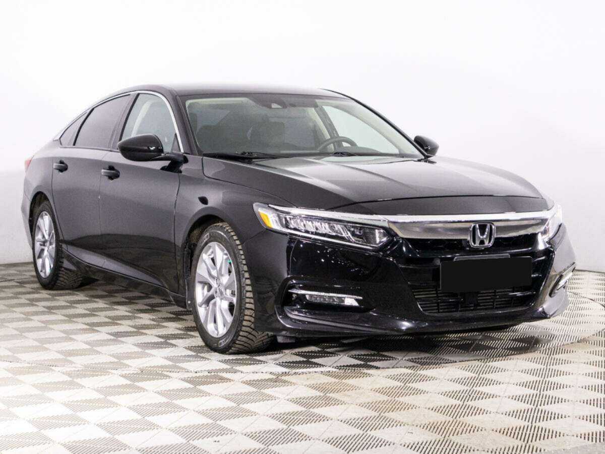 Honda Accord, 2018 - фото №3
