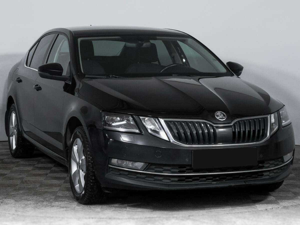Skoda Octavia, 2018 - фото №3