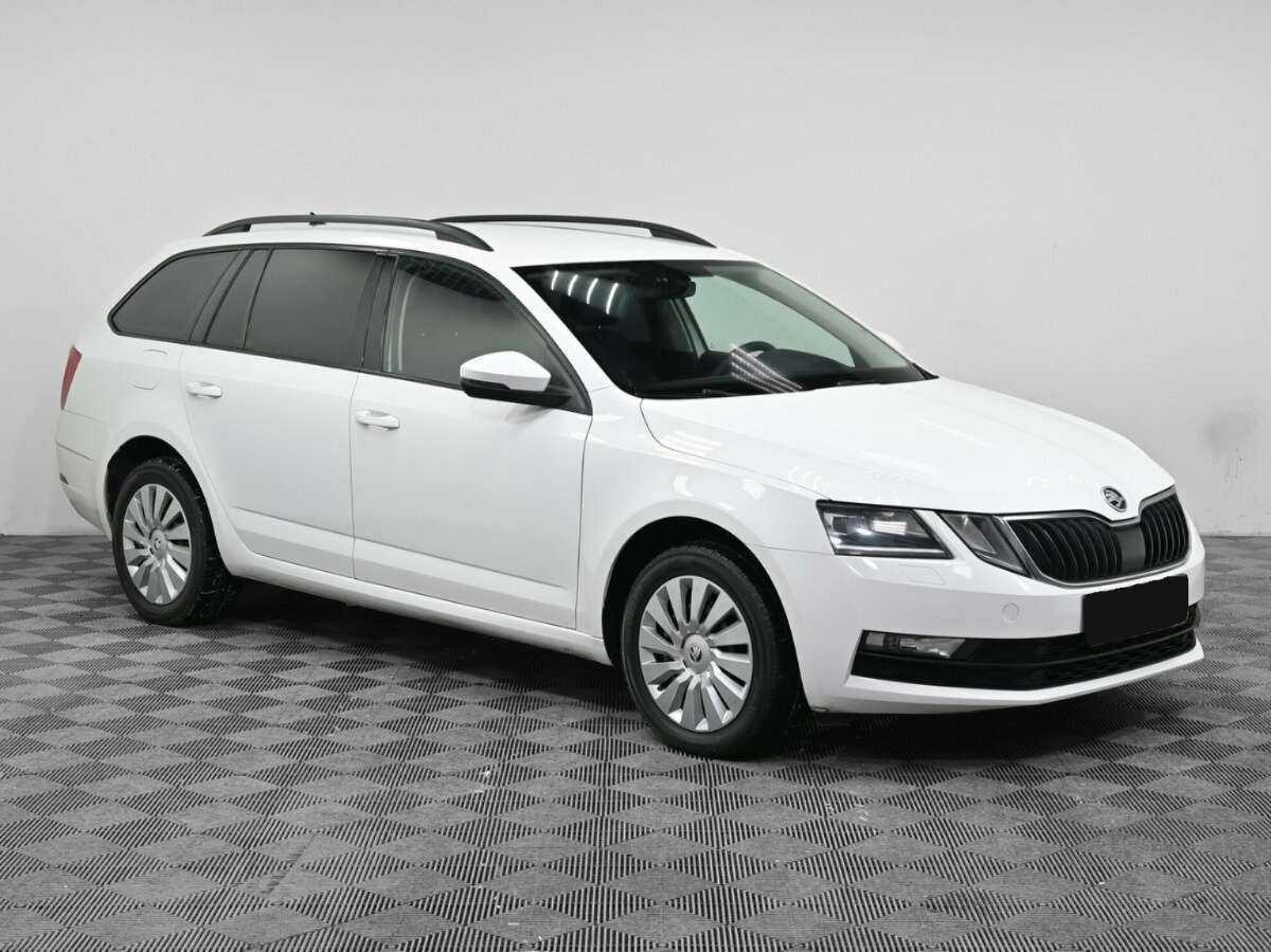 Skoda Octavia, 2017 - фото №3