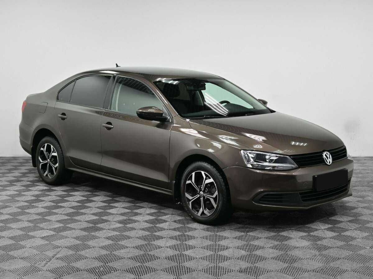 Volkswagen Jetta, 2013 - фото №3