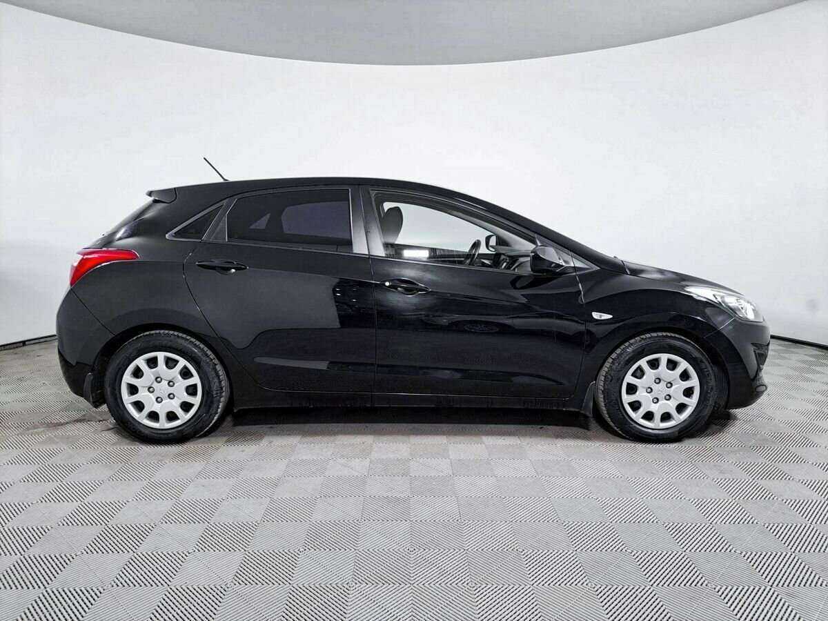 Hyundai i30, 2012 - фото №4