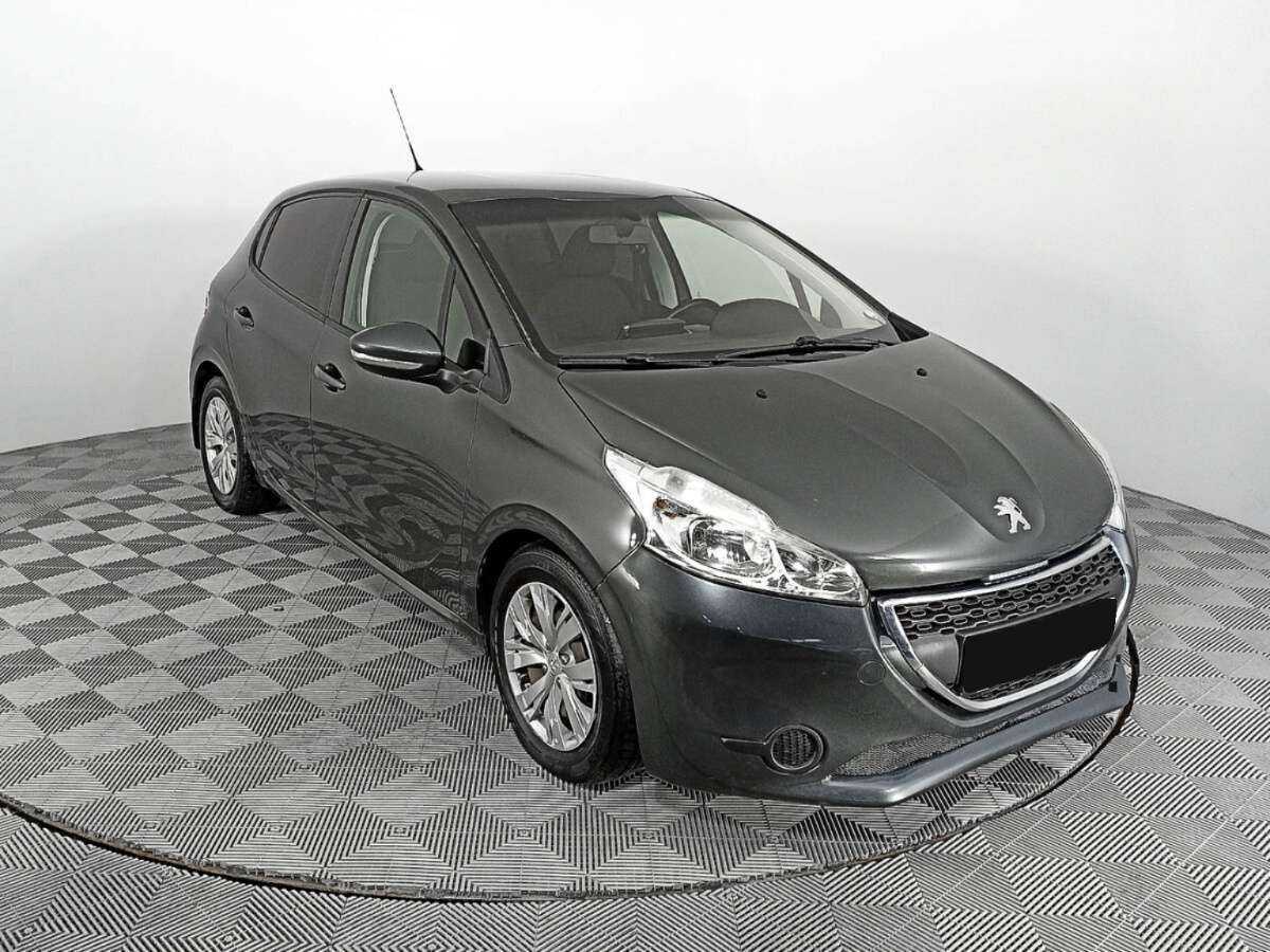 Peugeot 208, 2013 - фото №3