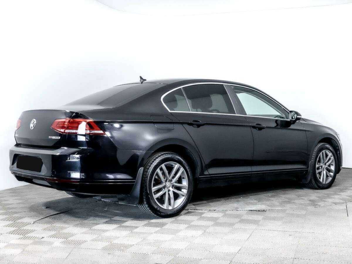 Volkswagen Passat, 2017 - фото №4