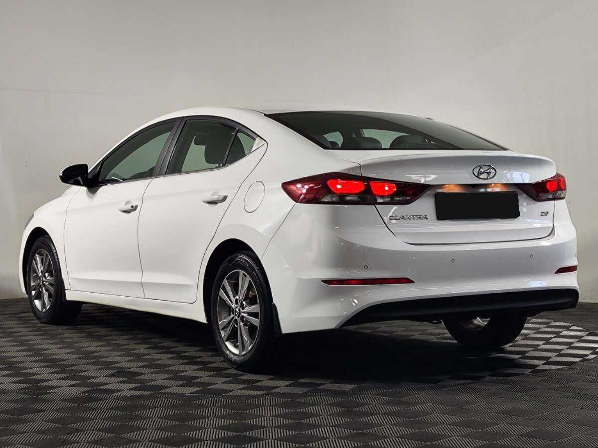 Hyundai Elantra, 2016 - фото №4