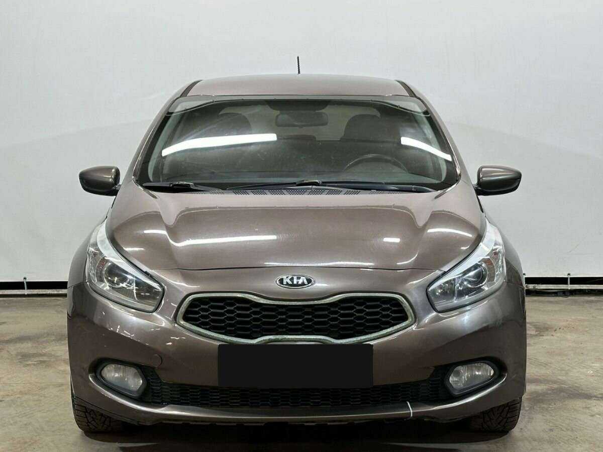 Kia Ceed, 2013 - фото №2