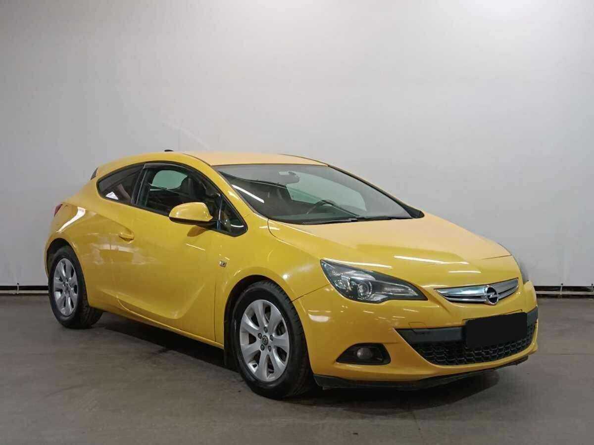 Opel Astra GTC, 2013 - фото №3
