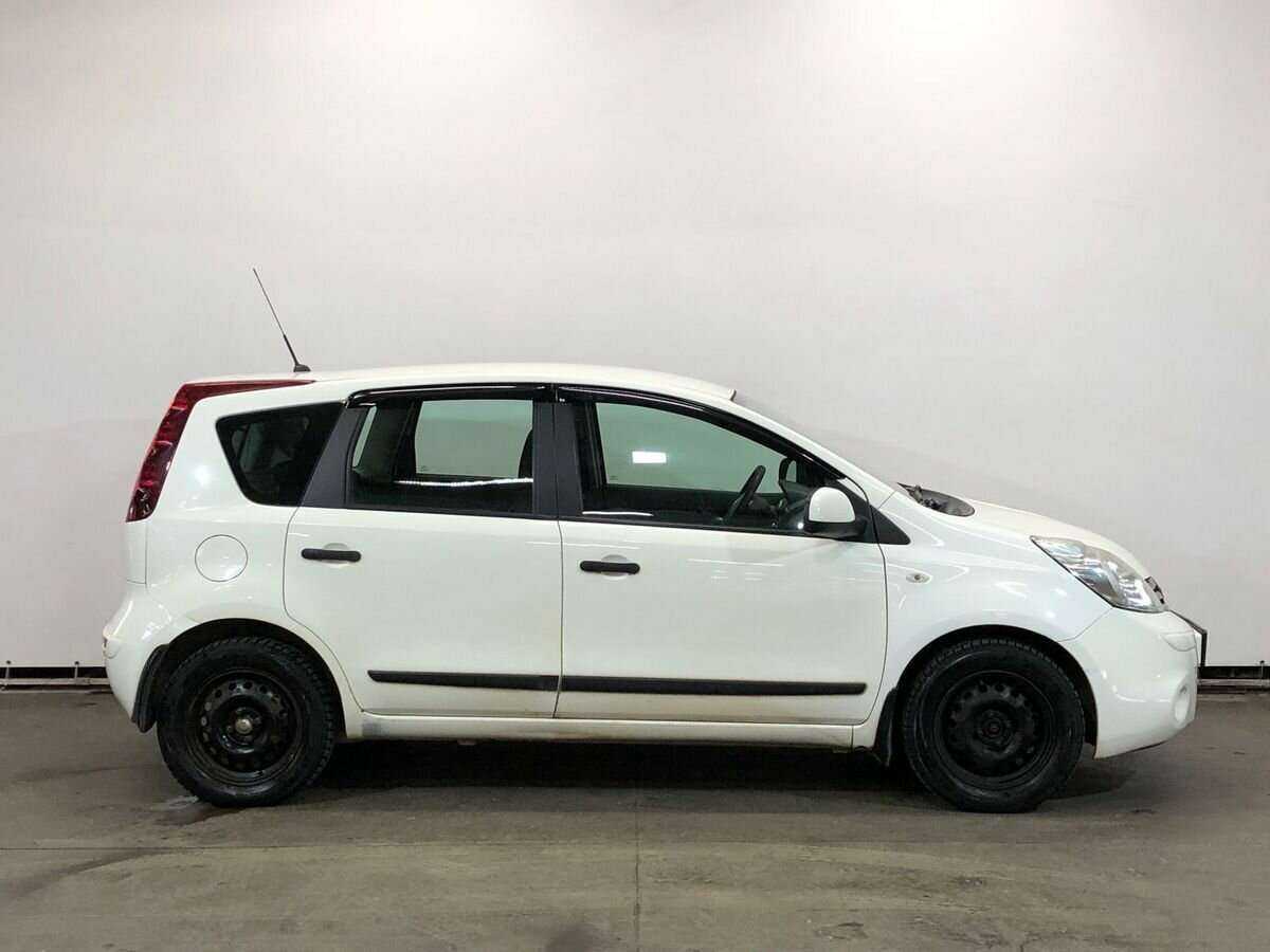 Nissan Note, 2013 - фото №4