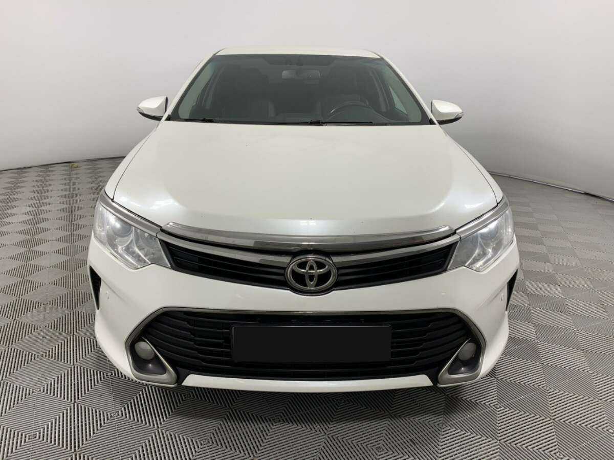 Toyota Camry, 2016 - фото №2