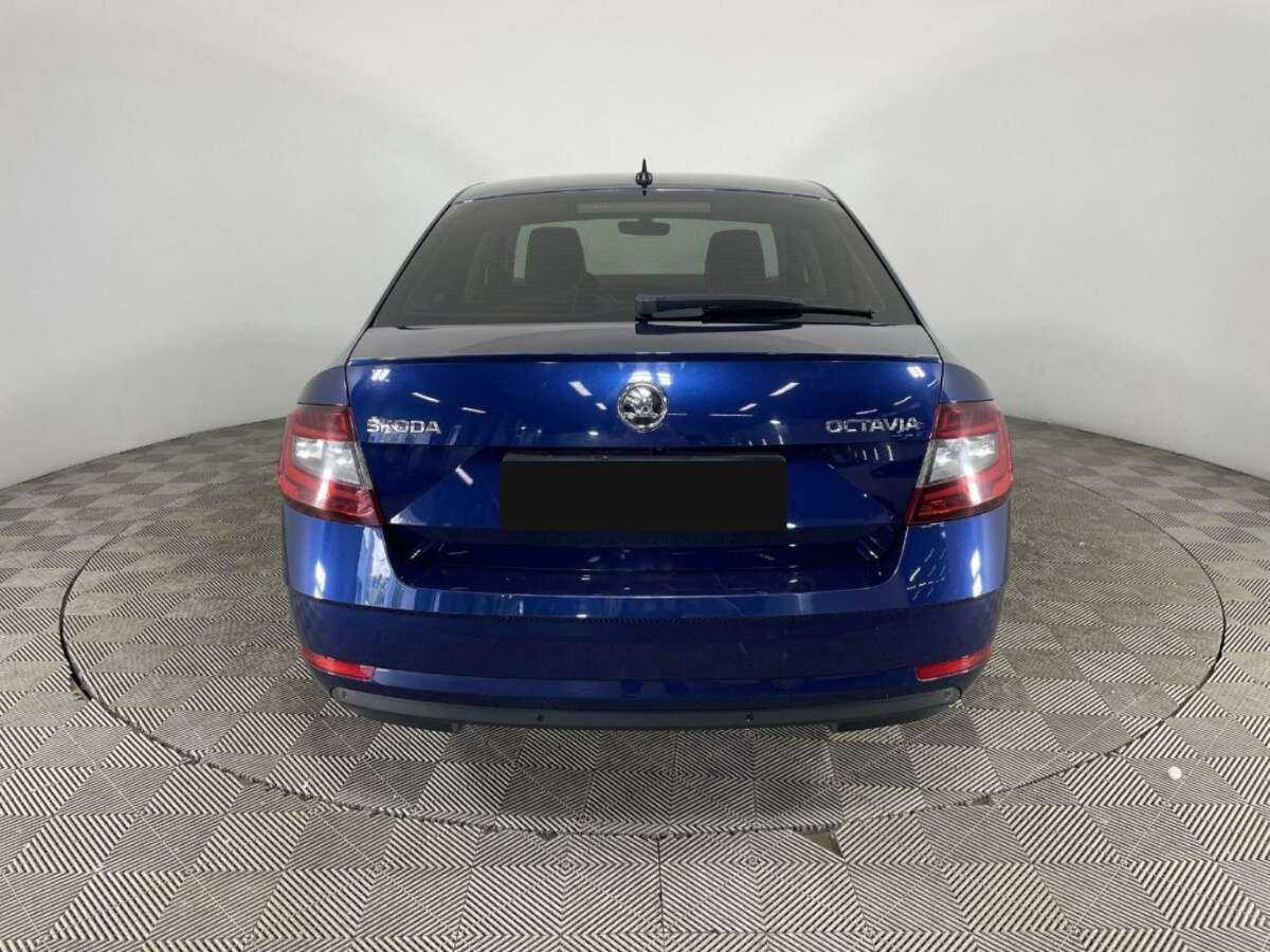Skoda Octavia, 2017 - фото №3