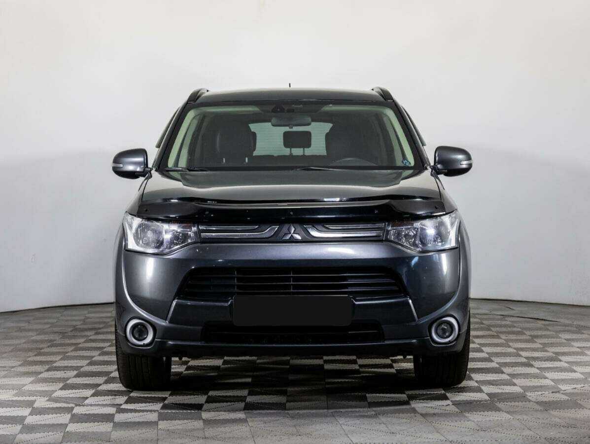 Mitsubishi Outlander, 2013 - фото №2