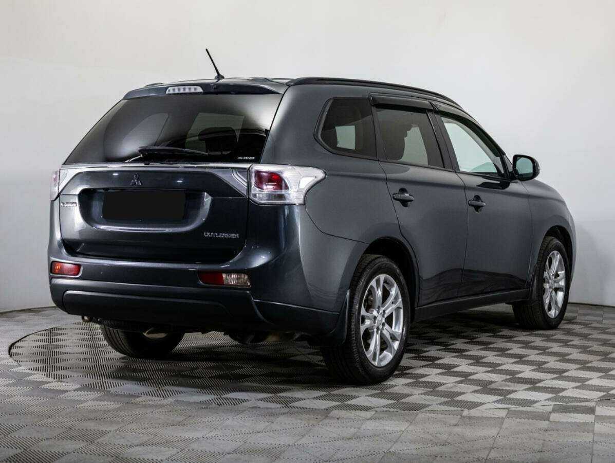 Mitsubishi Outlander, 2013 - фото №4