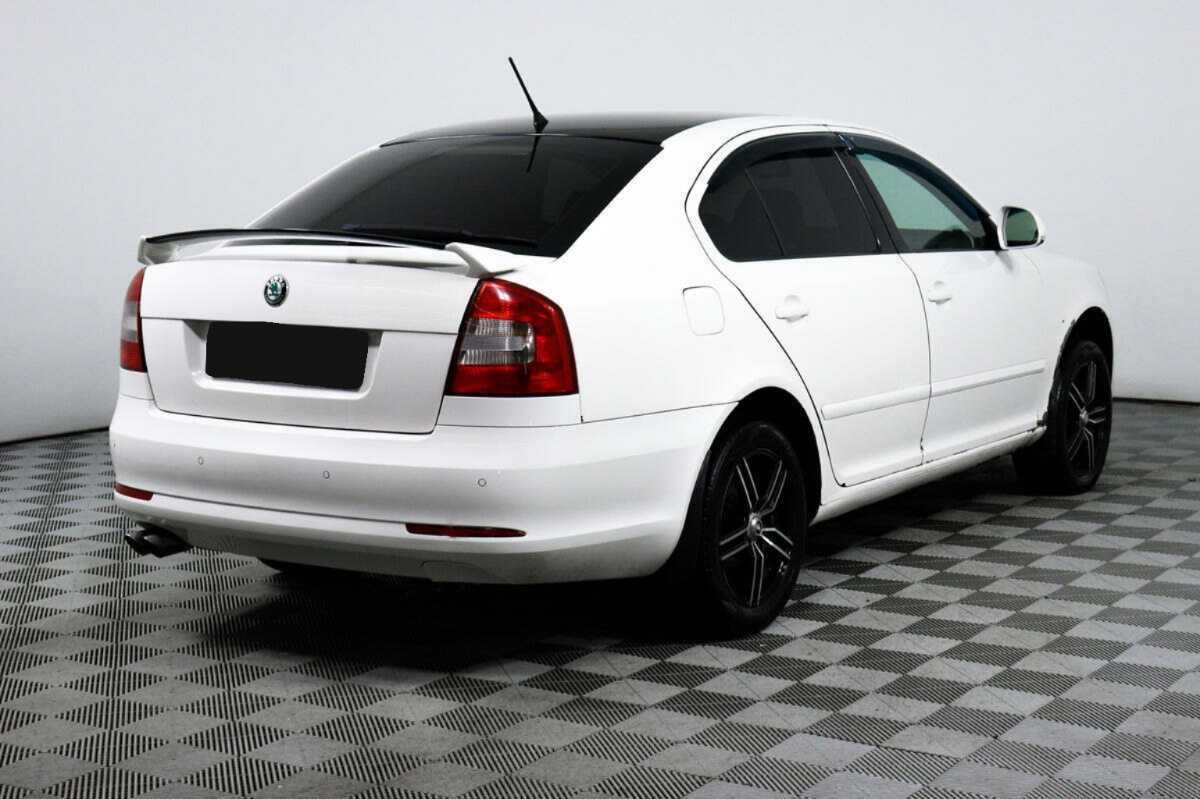 Skoda Octavia, 2012 - фото №4