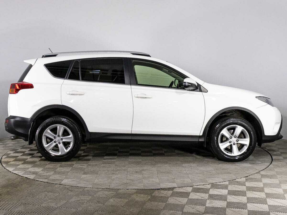 Toyota RAV4, 2013 - фото №4