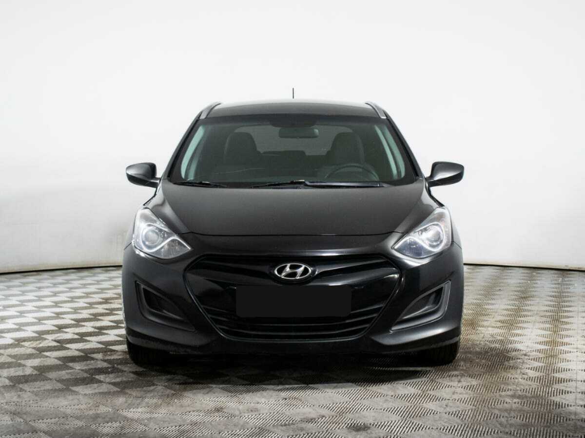 Hyundai i30, 2012 - фото №2