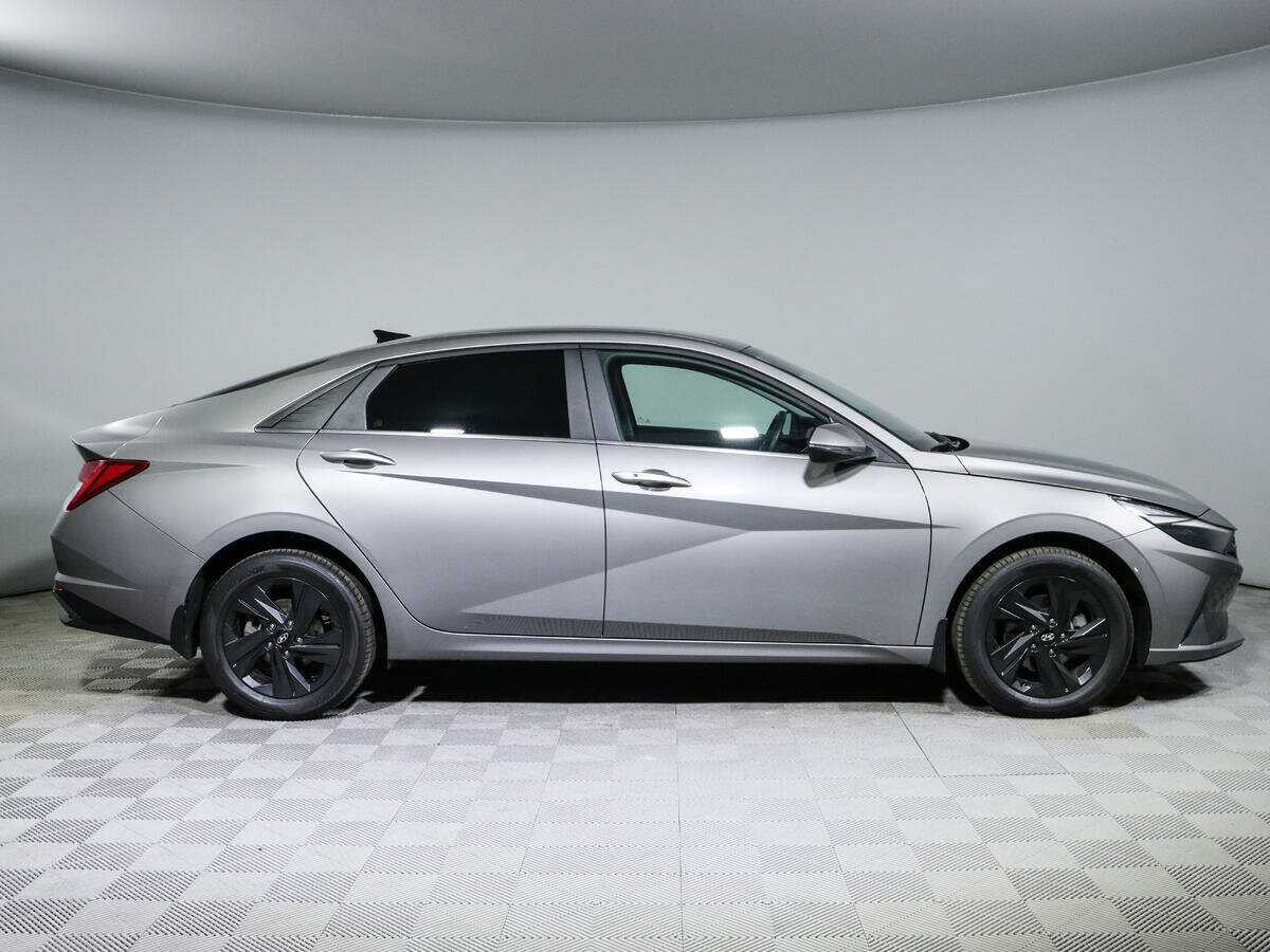 Hyundai Elantra, 2022 - фото №4