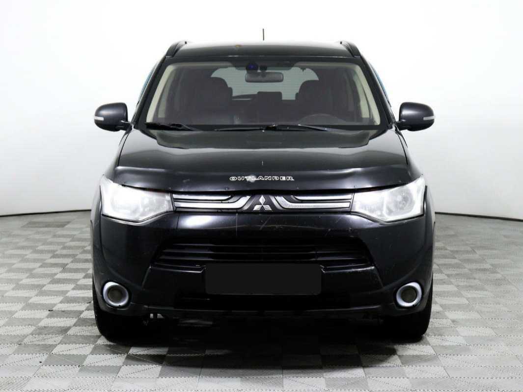 Mitsubishi Outlander, 2013 - фото №2