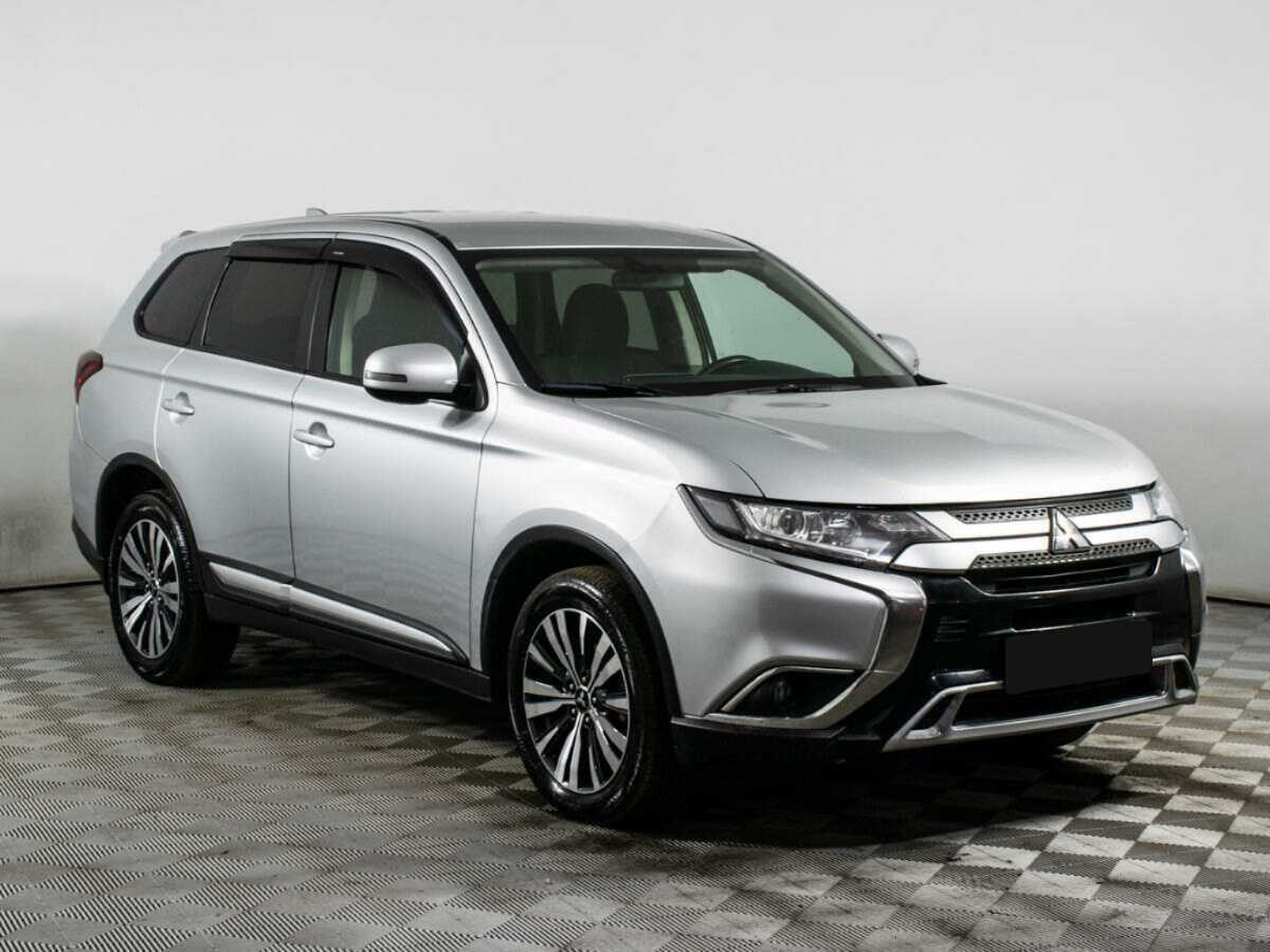 Mitsubishi Outlander, 2019 - фото №3