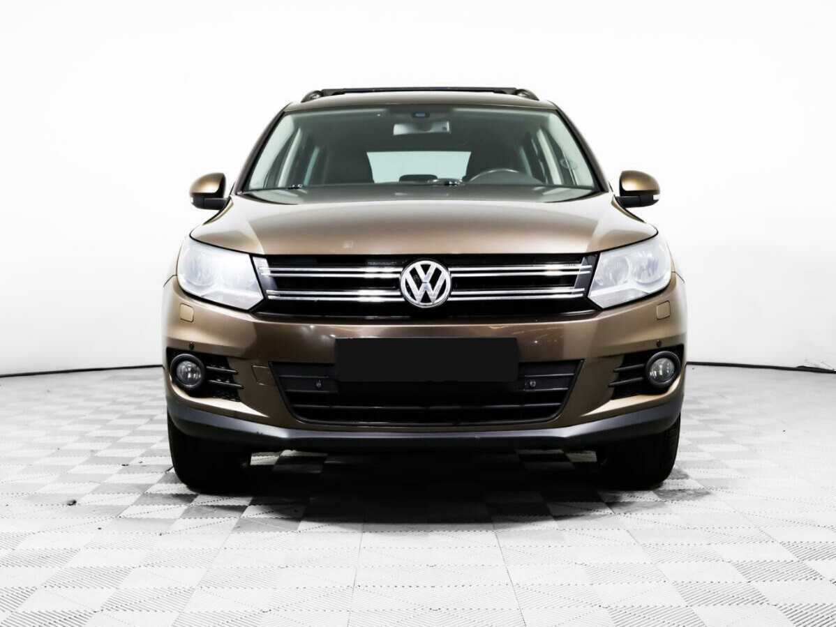 Volkswagen Tiguan, 2015 - фото №2