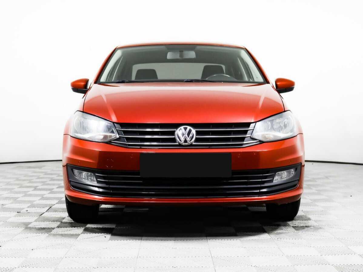 Volkswagen Polo, 2015 - фото №2